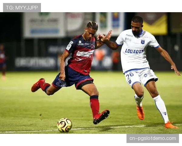 摩纳哥主场对阵欧塞尔，法蒂与巴洛贡领衔首发